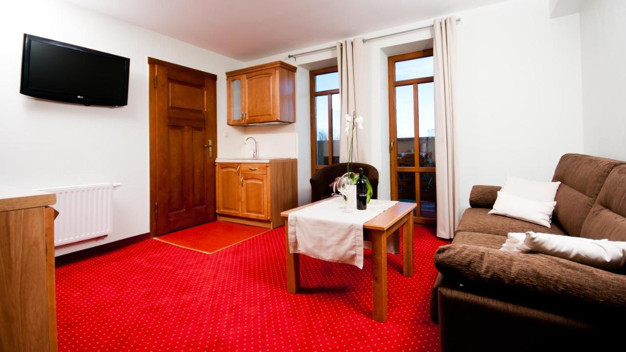 Przystanek Bavaria - Sauny, Parking Oraz Wstep Do Parku Bajek W Cenie! Карпач Екстериор снимка