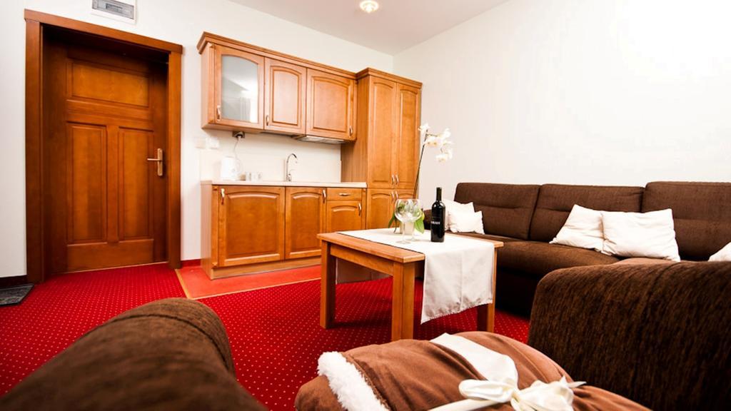 Przystanek Bavaria - Sauny, Parking Oraz Wstep Do Parku Bajek W Cenie! Карпач Екстериор снимка