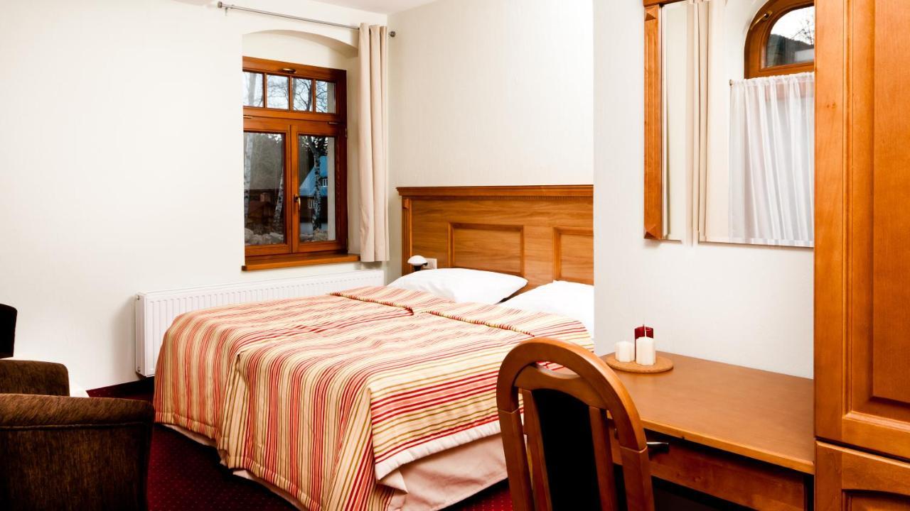 Przystanek Bavaria - Sauny, Parking Oraz Wstep Do Parku Bajek W Cenie! Карпач Екстериор снимка