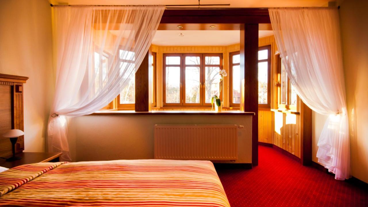 Przystanek Bavaria - Sauny, Parking Oraz Wstep Do Parku Bajek W Cenie! Карпач Екстериор снимка